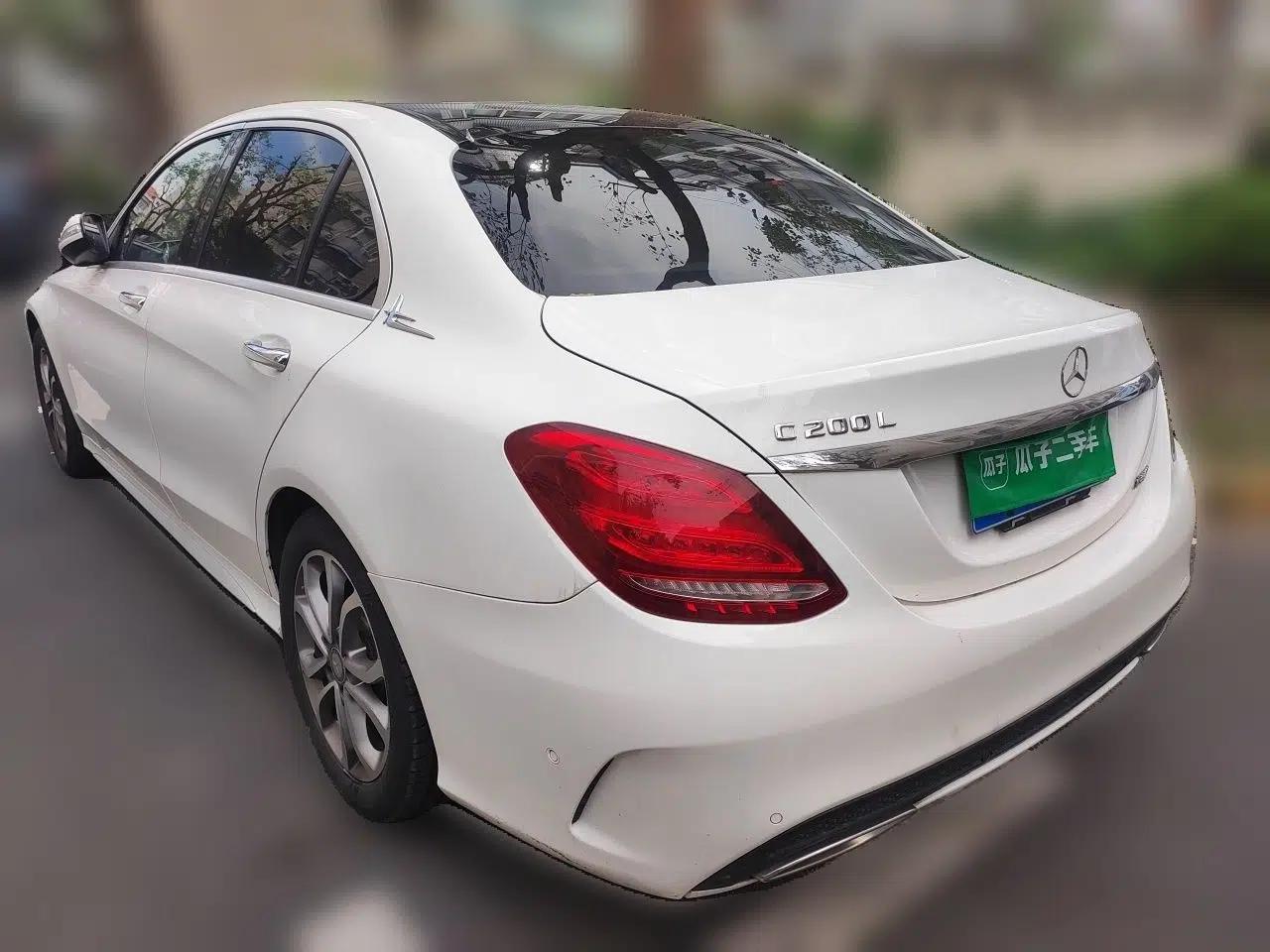 Mercedes-Benz C-Class 2015 Revised C 200 L Sport Edition — миниатюра 4