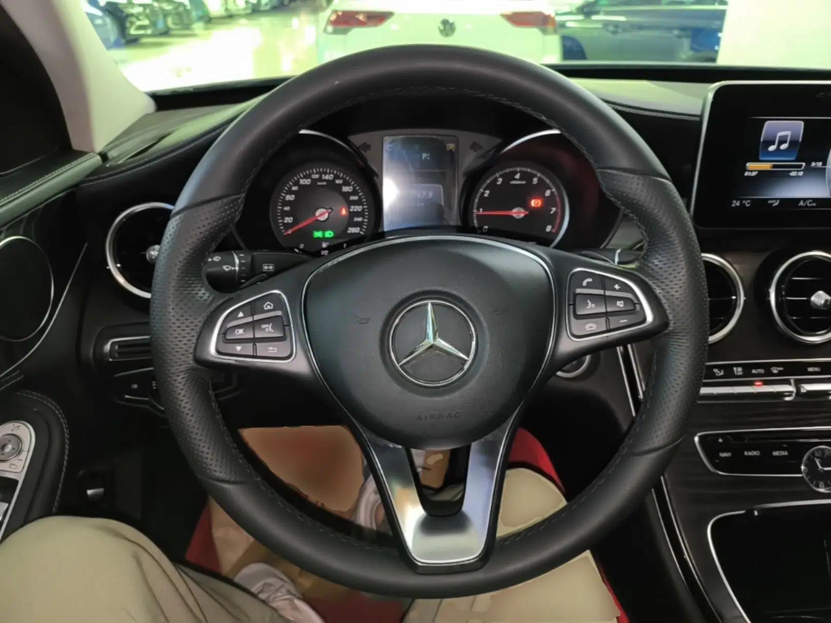 Mercedes-Benz C-Class 2016 C 200 L Sport Edition — миниатюра 13