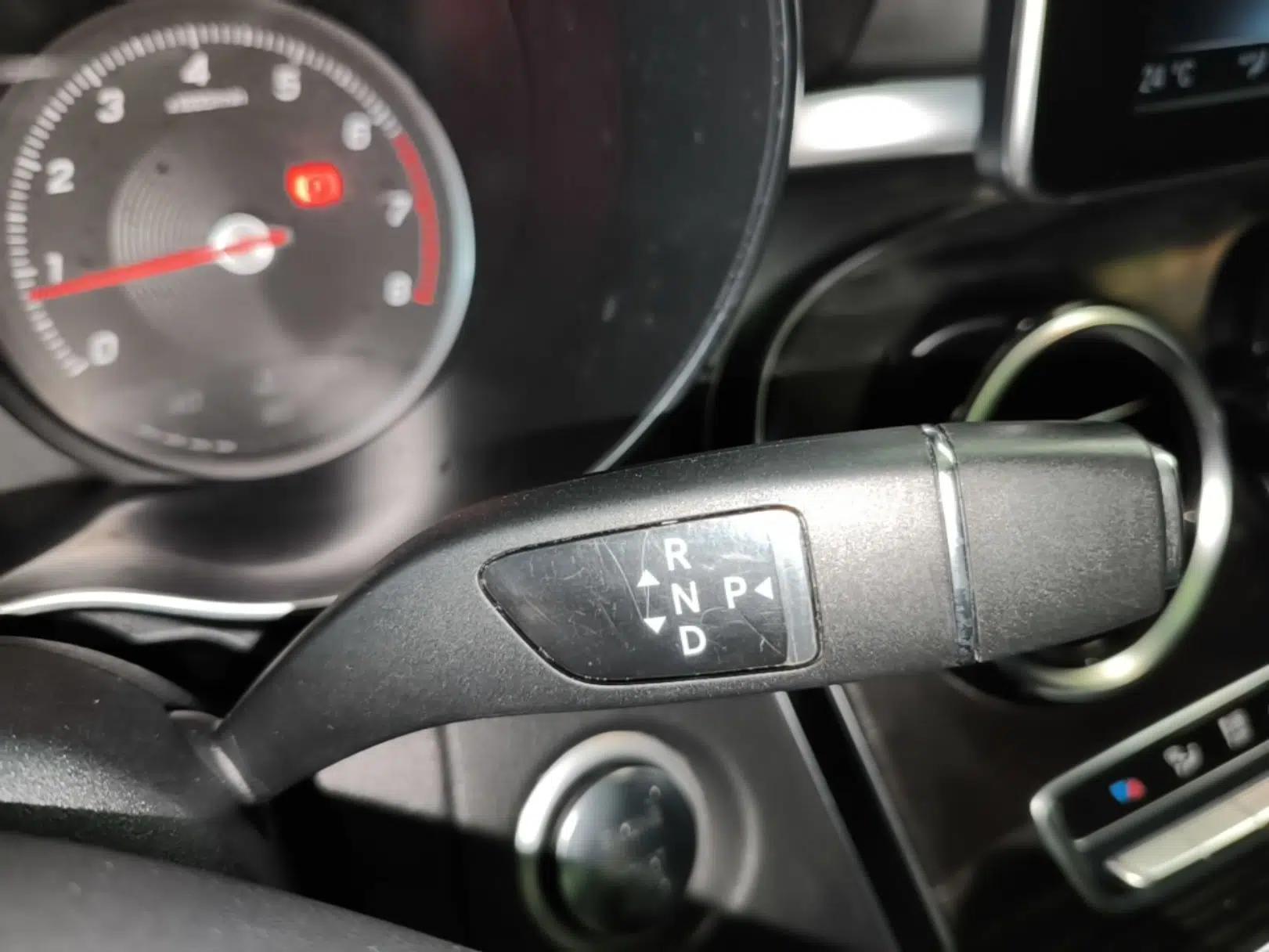 Mercedes-Benz C-Class 2016 C 200 L Sport Edition — миниатюра 16