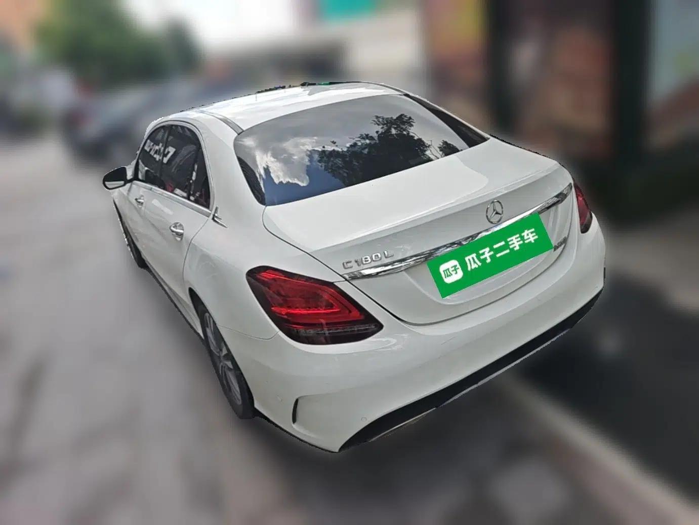 Mercedes-Benz C-Class 2019 C 180 L Fashion Edition Sport Version — миниатюра 4