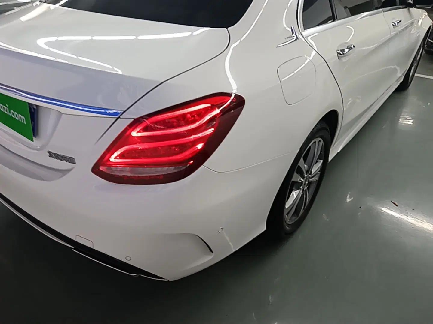 Mercedes-Benz C-Class 2017 Facelift C 200 L Sport Edition — миниатюра 9