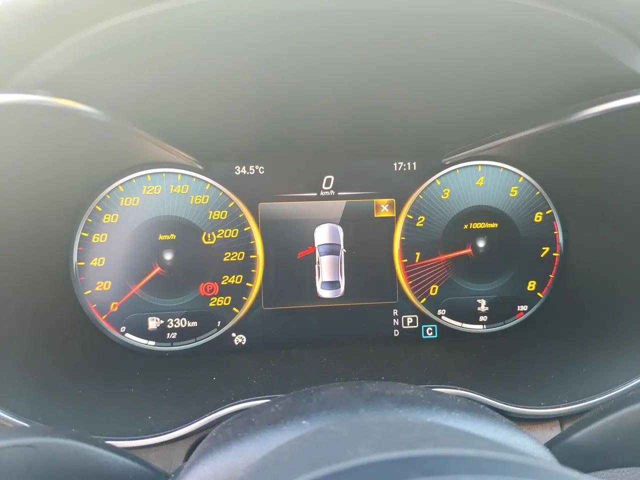 Mercedes-Benz C-Class 2021 C 200 L Fashion Edition Sport Version — миниатюра 11
