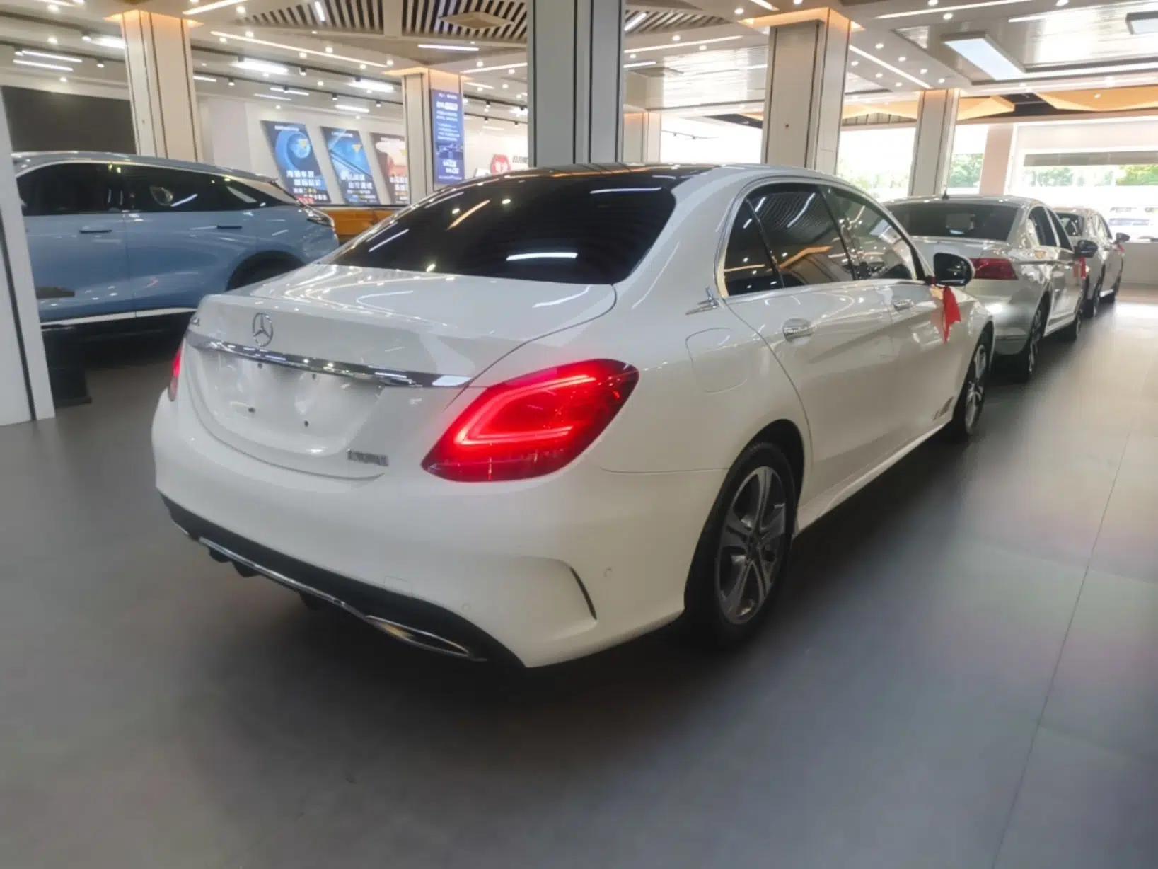 Mercedes-Benz C-Class 2019 Restyled C 260 L Sport Edition — миниатюра 6