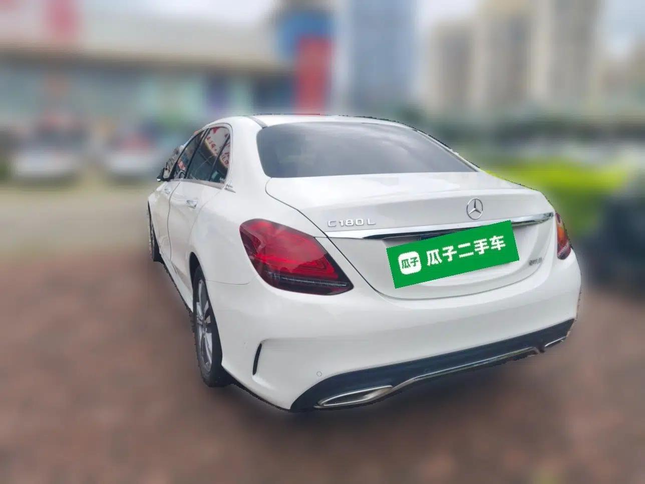 Mercedes-Benz C-Class 2019 C 180 L Fashion Edition Sport Version — миниатюра 4