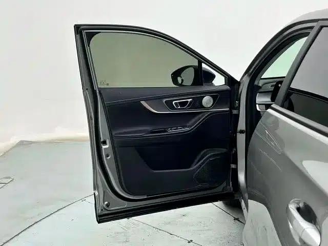 Chery Tiggo 5x 2025 High-Performance Edition 1.5T CVT Comfort Model — миниатюра 16