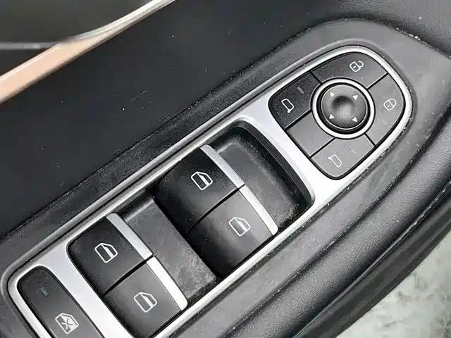 Chery Tiggo 5x 2025 High-Performance Edition 1.5T CVT Comfort Model — миниатюра 23