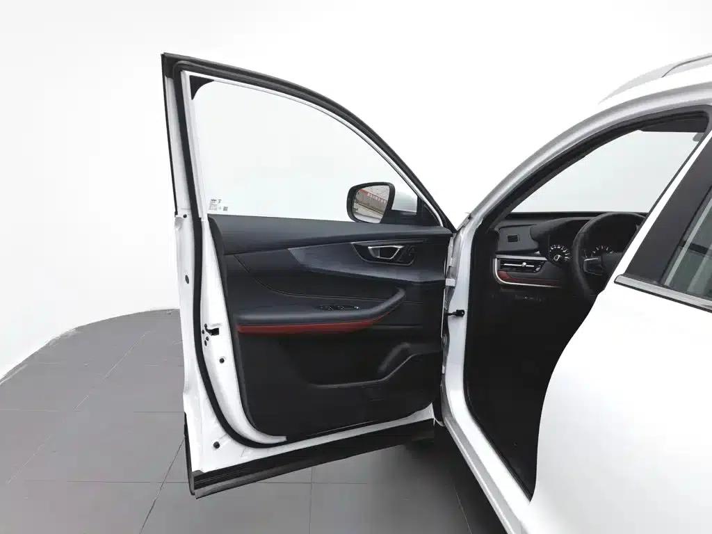 Chery Tiggo 5x 2022 Super Hero Edition 1.5L Manual Fashion Model — миниатюра 8
