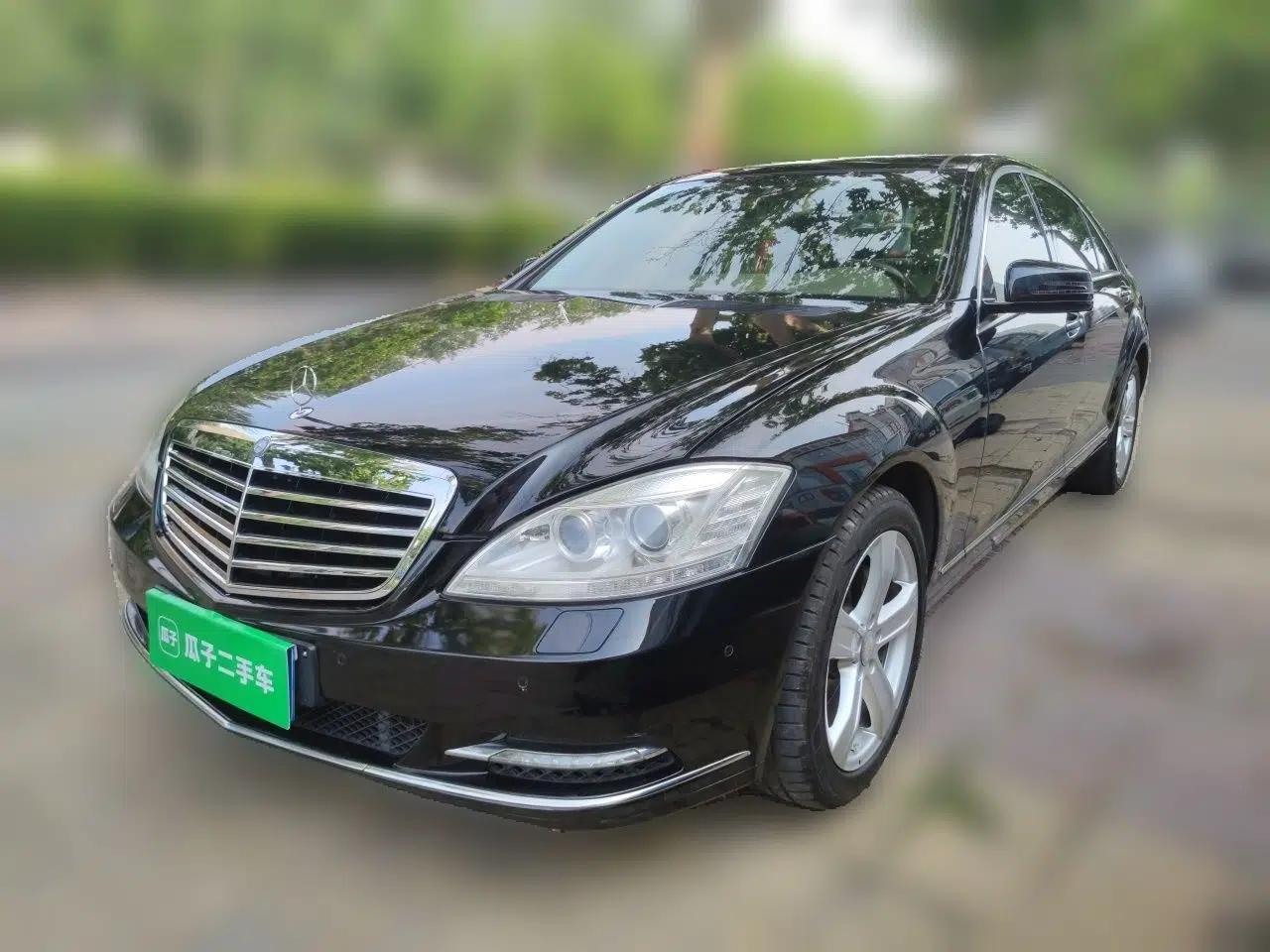 Mercedes-Benz S-Class 2010 S 300 L Luxury Model — миниатюра 1