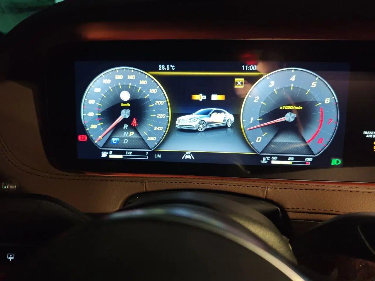 Mercedes-Benz S-Class 2019 S 350 L Prestige Model Ultimate Collection — миниатюра 11