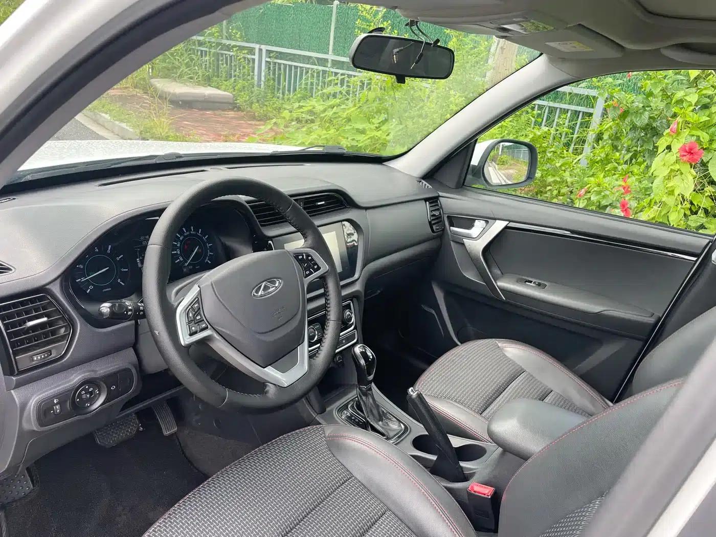 Chery Tiggo 3 2016 1.6L CVT Smart Edition — миниатюра 13
