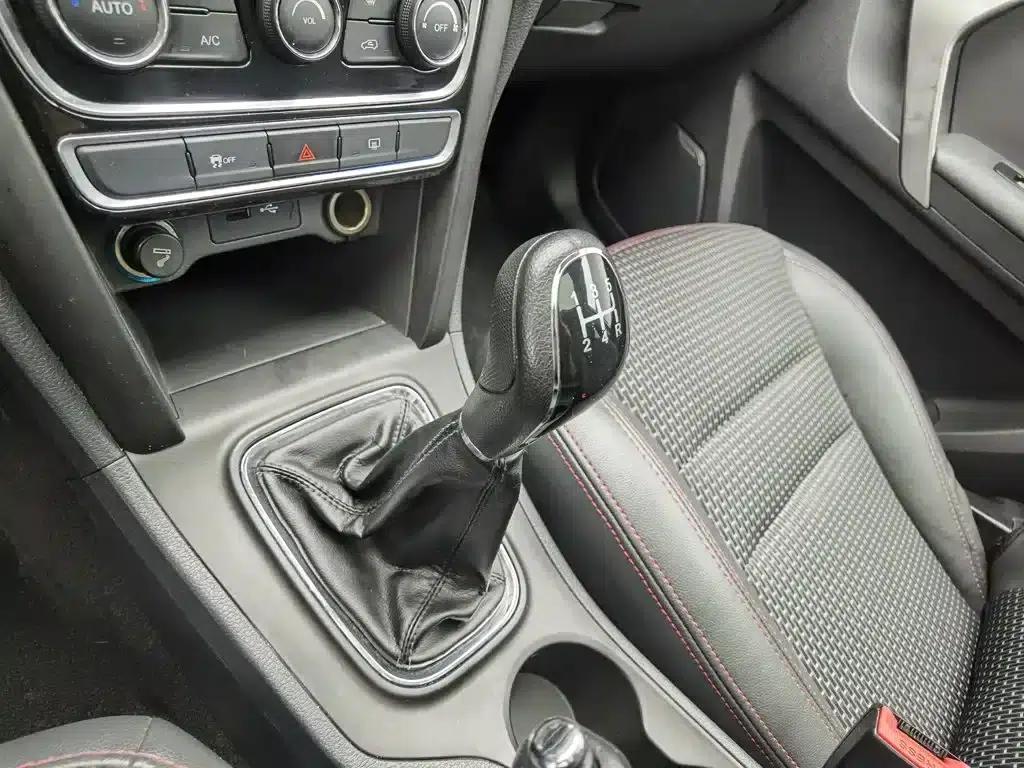 Chery Tiggo 3 2016 1.6L Manual Smart Edition — миниатюра 13
