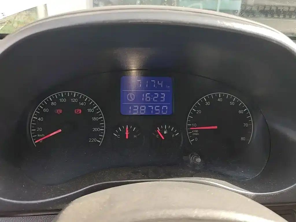 Chery Tiggo 3 2014 1.6L Manual Smart Edition — миниатюра 12