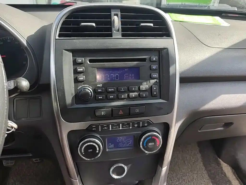 Chery Tiggo 3 2014 1.6L Manual Smart Edition — миниатюра 13