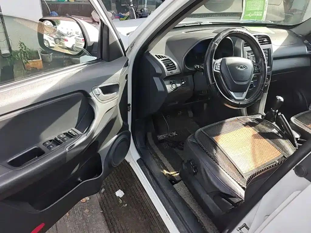Chery Tiggo 3 2014 1.6L Manual Smart Edition — миниатюра 16