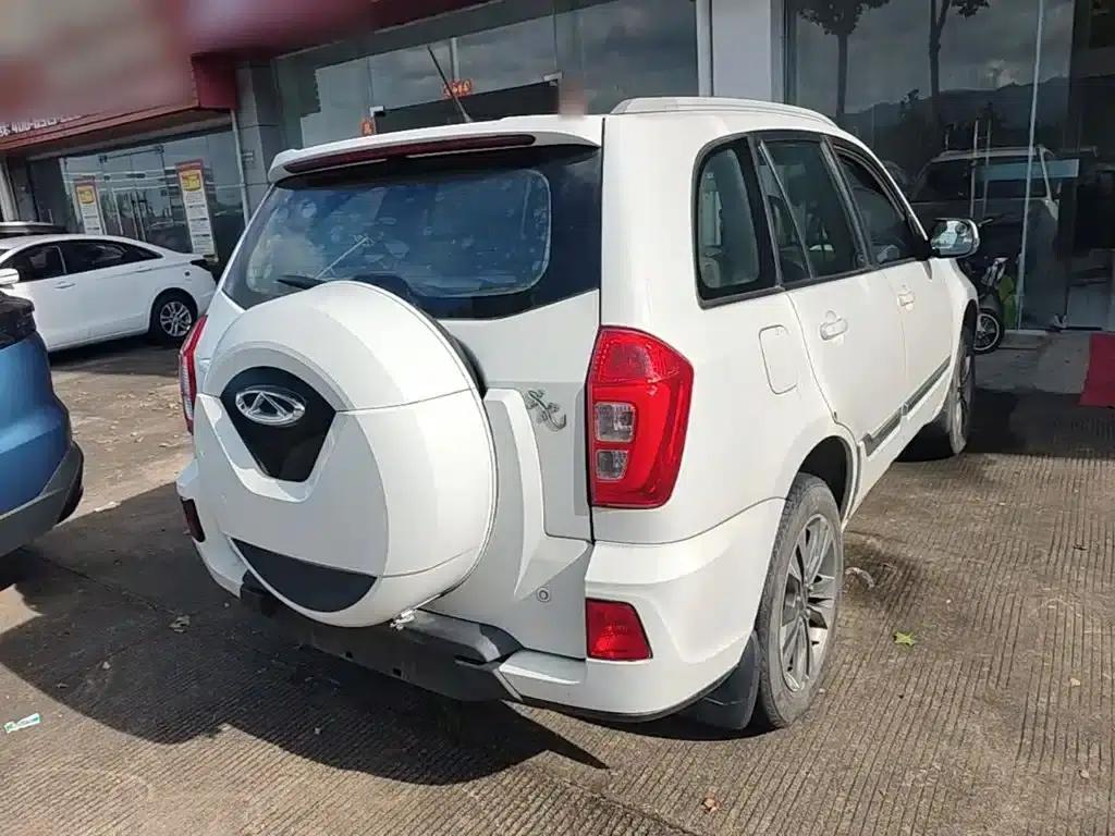 Chery Tiggo 3 2014 1.6L Manual Smart Edition — миниатюра 7