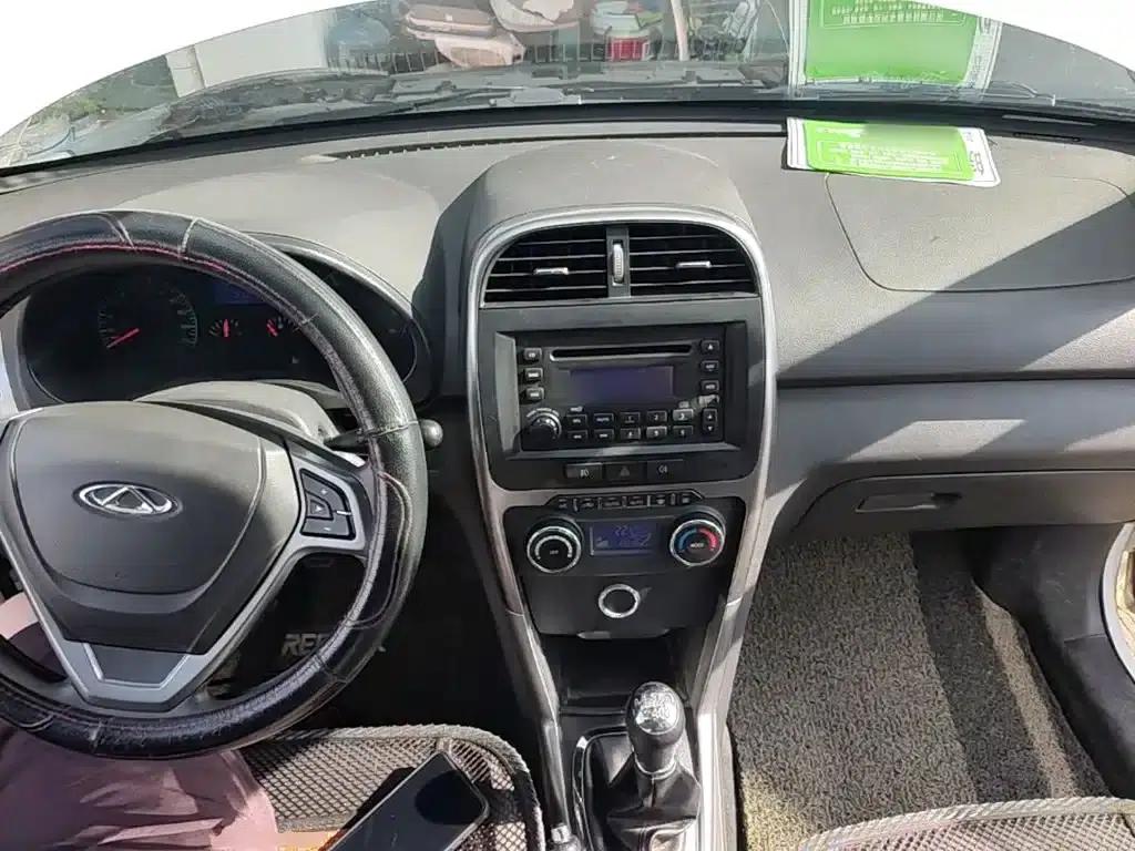 Chery Tiggo 3 2014 1.6L Manual Smart Edition — миниатюра 10