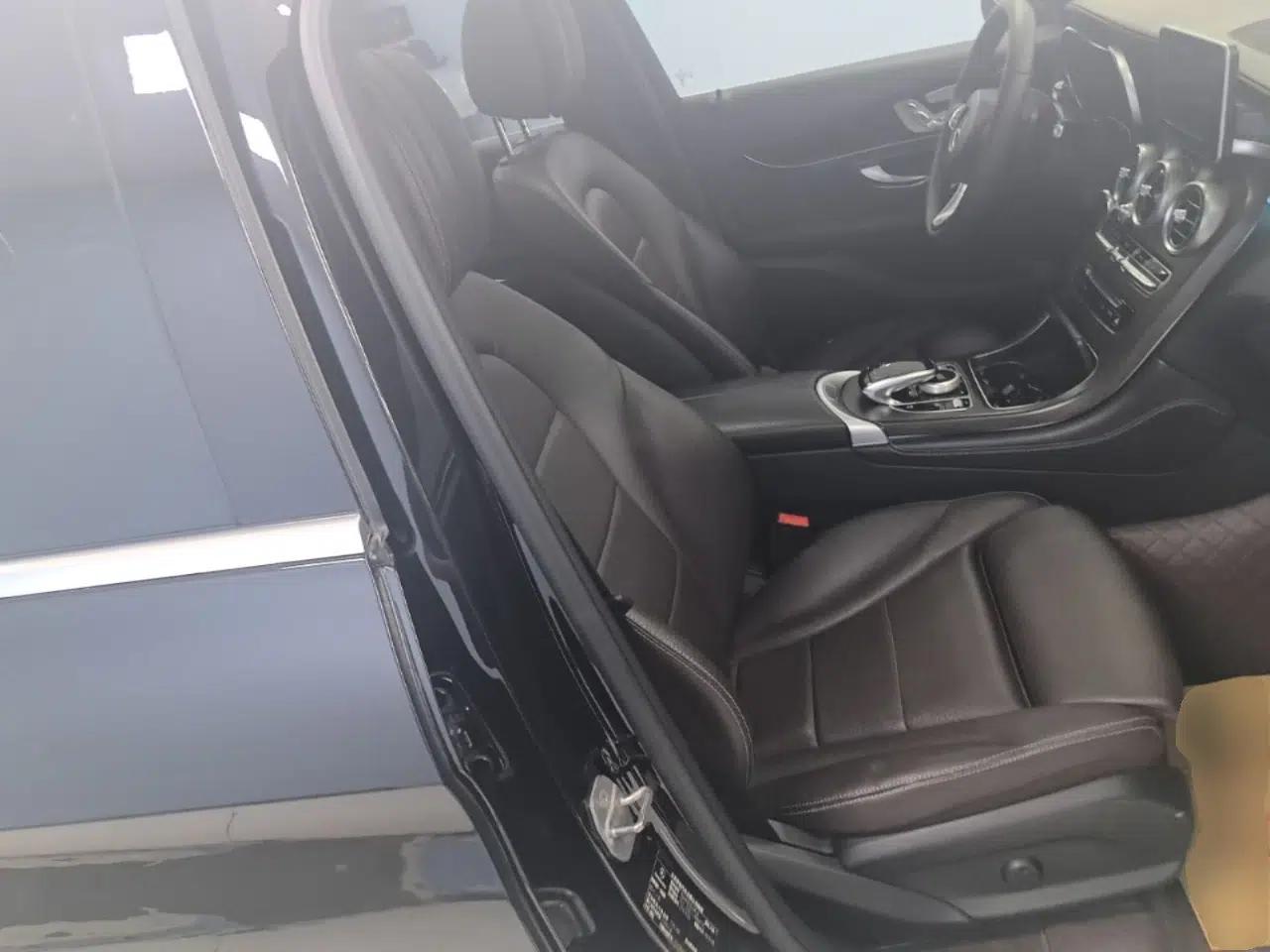 Mercedes-Benz GLC 2019 Facelift GLC 260 L 4MATIC Luxury Model — миниатюра 19