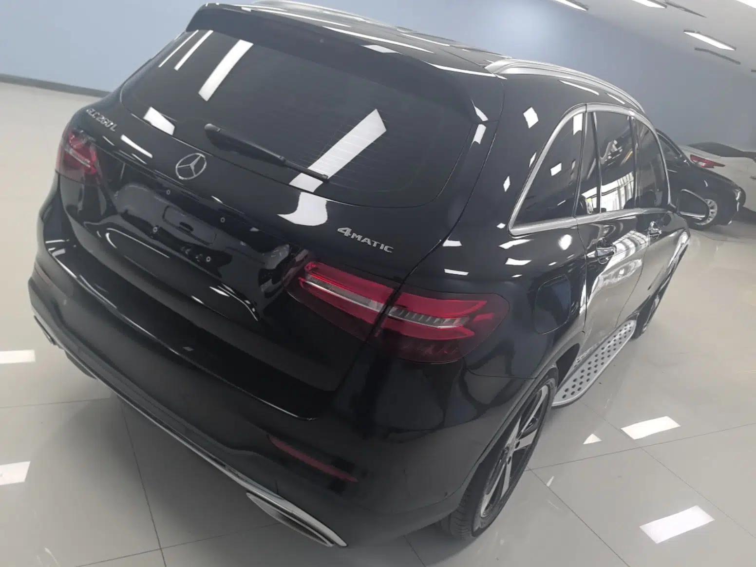 Mercedes-Benz GLC 2019 Facelift GLC 260 L 4MATIC Luxury Model — миниатюра 6
