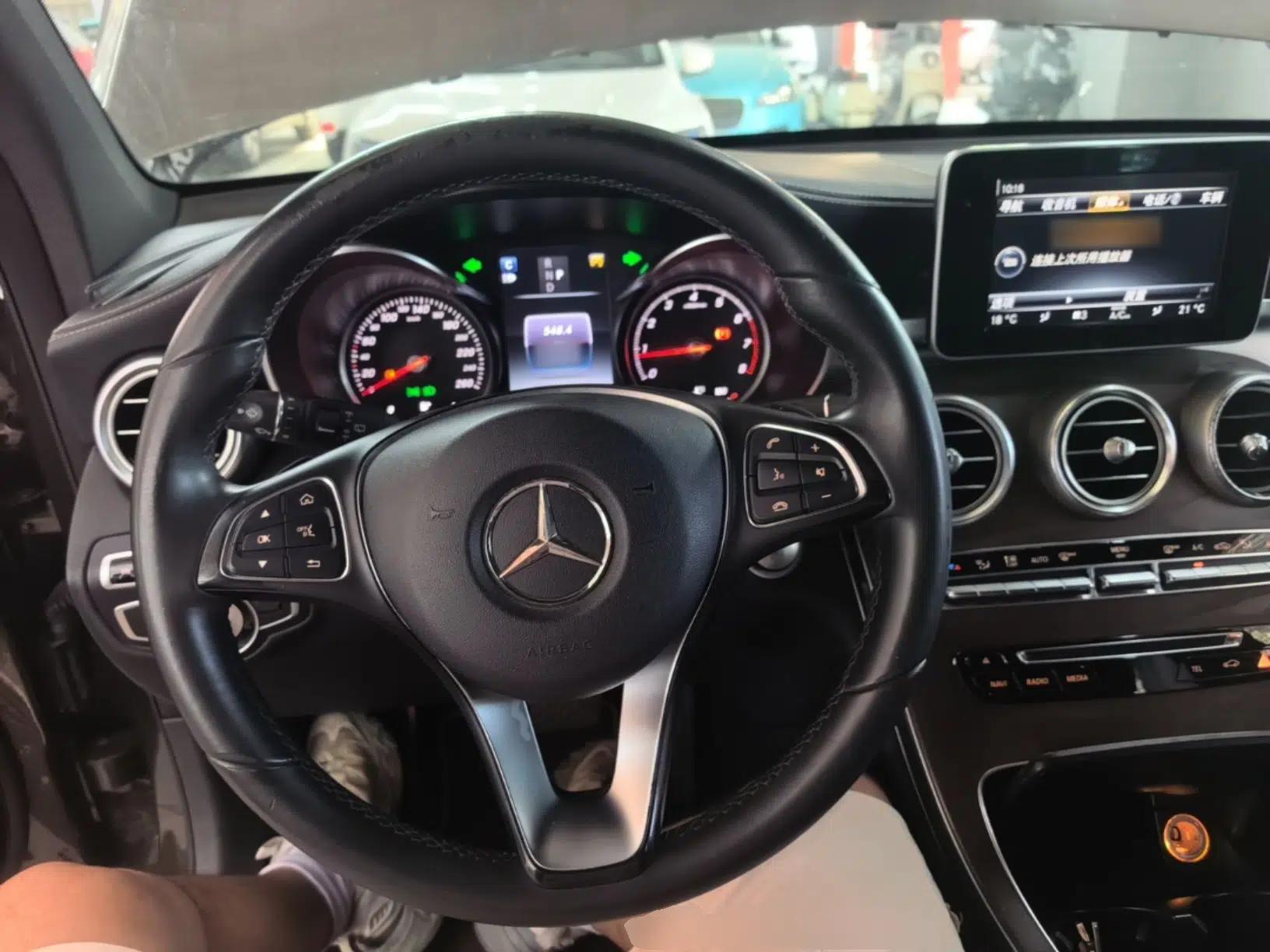 Mercedes-Benz GLC 2016 GLC 300 4MATIC Dynamic Model — миниатюра 18