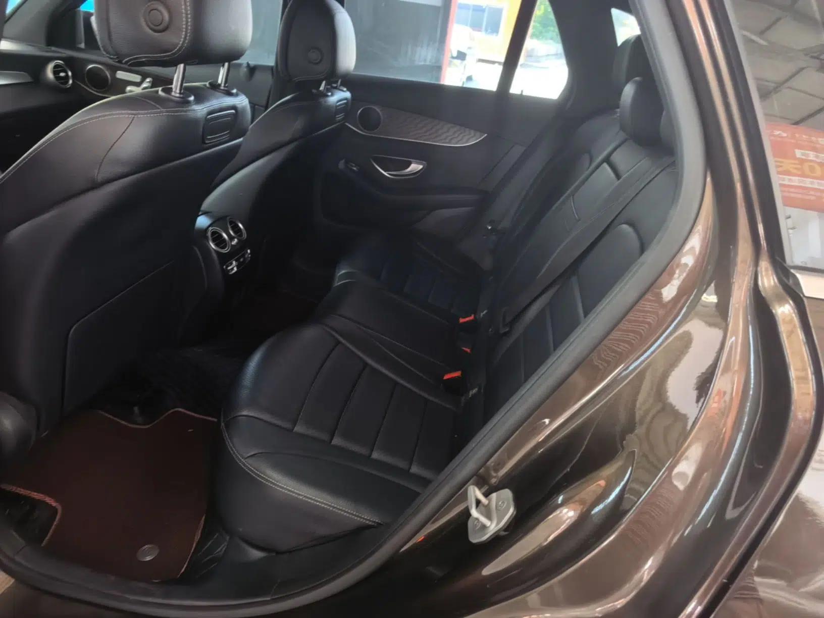 Mercedes-Benz GLC 2016 GLC 300 4MATIC Dynamic Model — миниатюра 25