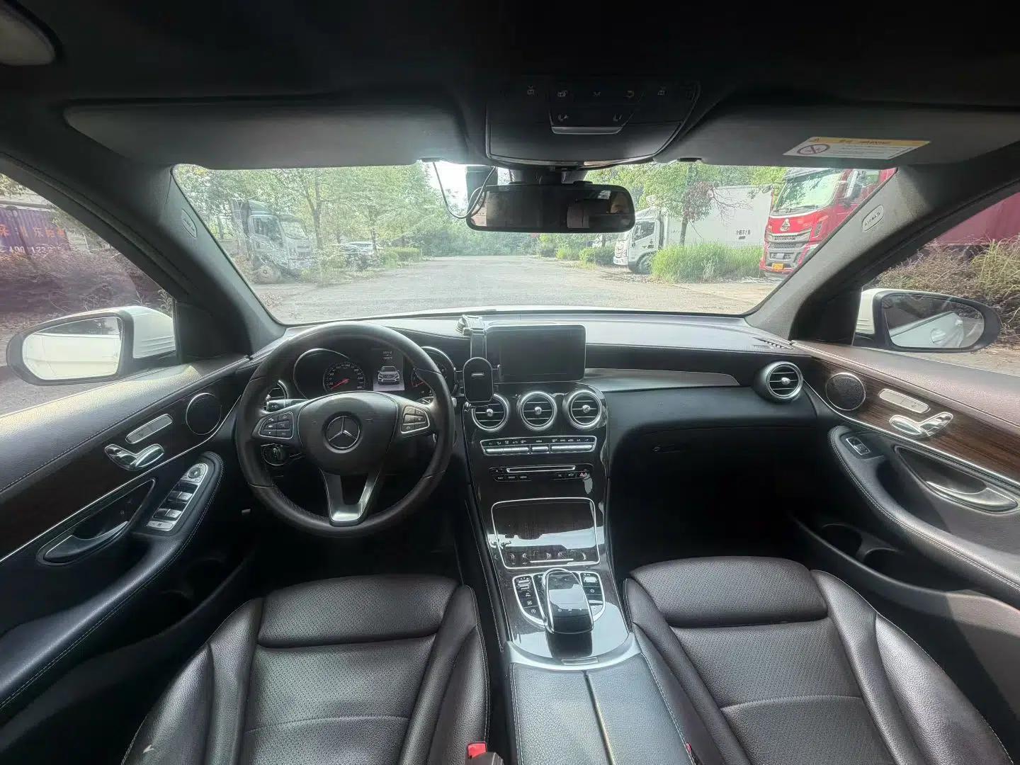Mercedes-Benz GLC 2018 GLC 260 4MATIC Dynamic Edition — миниатюра 10