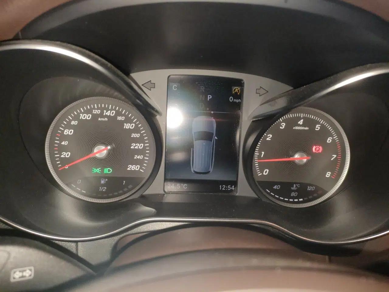 Mercedes-Benz GLC 2019 GLC 260 L 4MATIC Dynamic Model — миниатюра 11