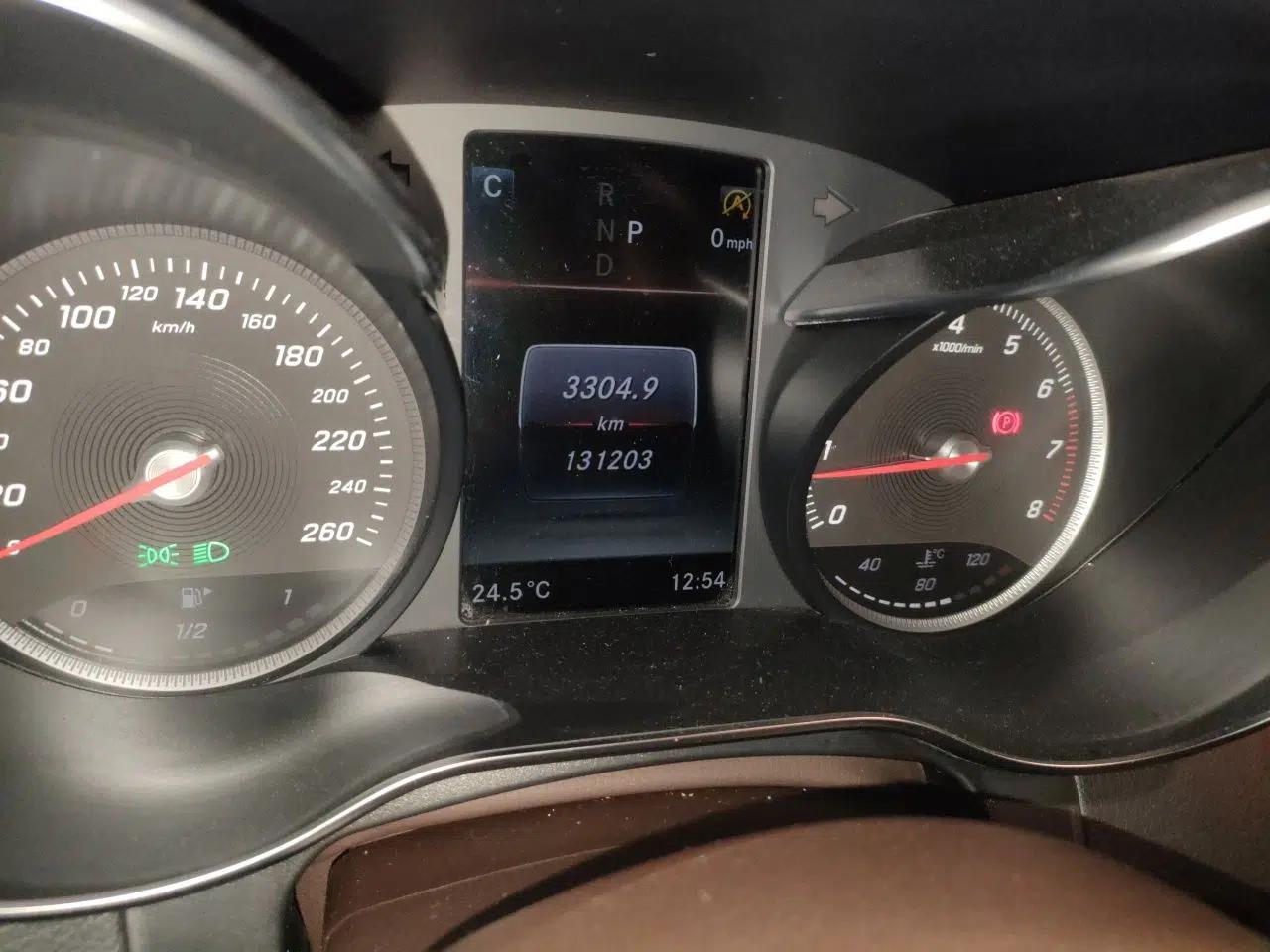 Mercedes-Benz GLC 2019 GLC 260 L 4MATIC Dynamic Model — миниатюра 12