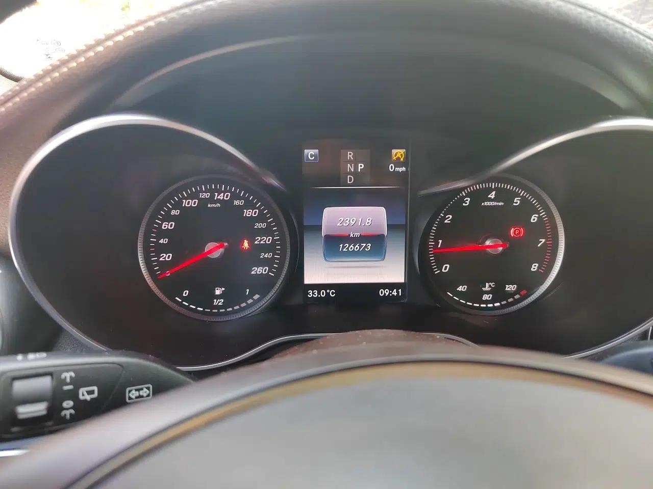 Mercedes-Benz GLC 2018 Facelifted GLC 260 4MATIC Dynamic Edition — миниатюра 11