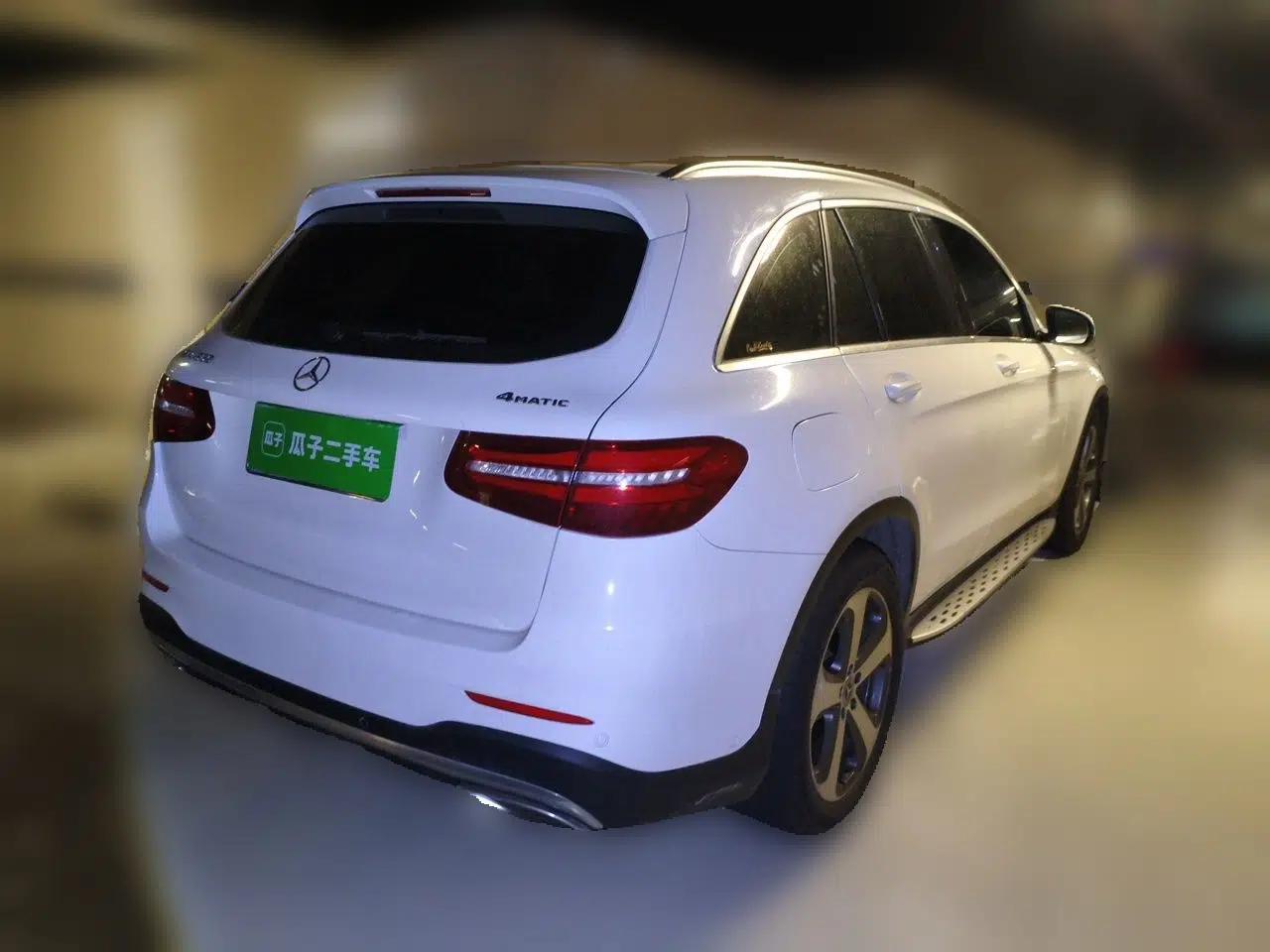 Mercedes-Benz GLC 2017 GLC 260 4MATIC Luxury Model — миниатюра 6