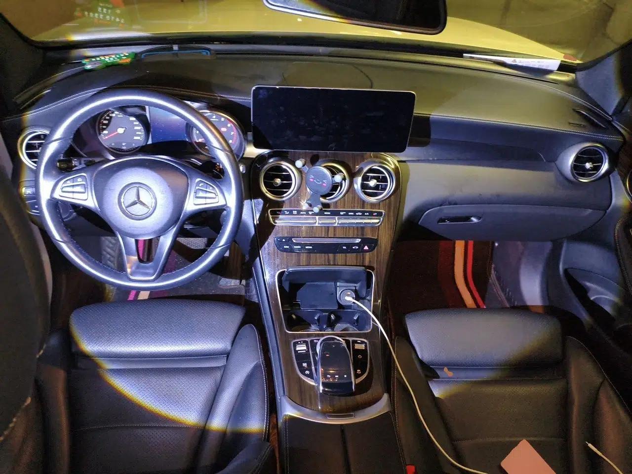 Mercedes-Benz GLC 2017 GLC 260 4MATIC Luxury Model — миниатюра 9