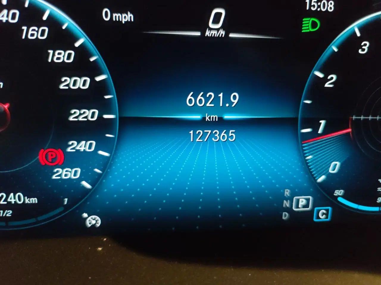 Mercedes-Benz GLC 2020 Facelifted GLC 260 L 4MATIC Dynamic Edition — миниатюра 12