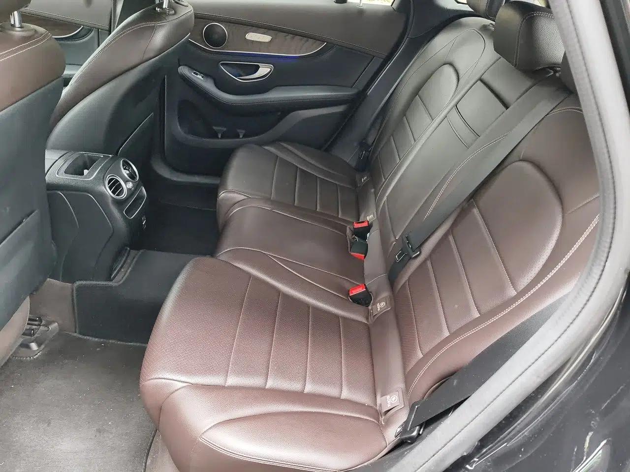 Mercedes-Benz GLC 2020 GLC 260 L 4MATIC Luxury Model — миниатюра 17
