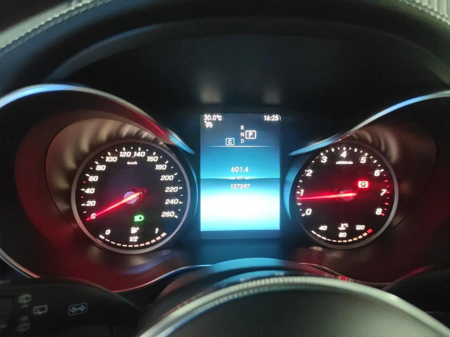 Mercedes-Benz GLC 2020 GLC 260 L 4MATIC Dynamic Model — миниатюра 14