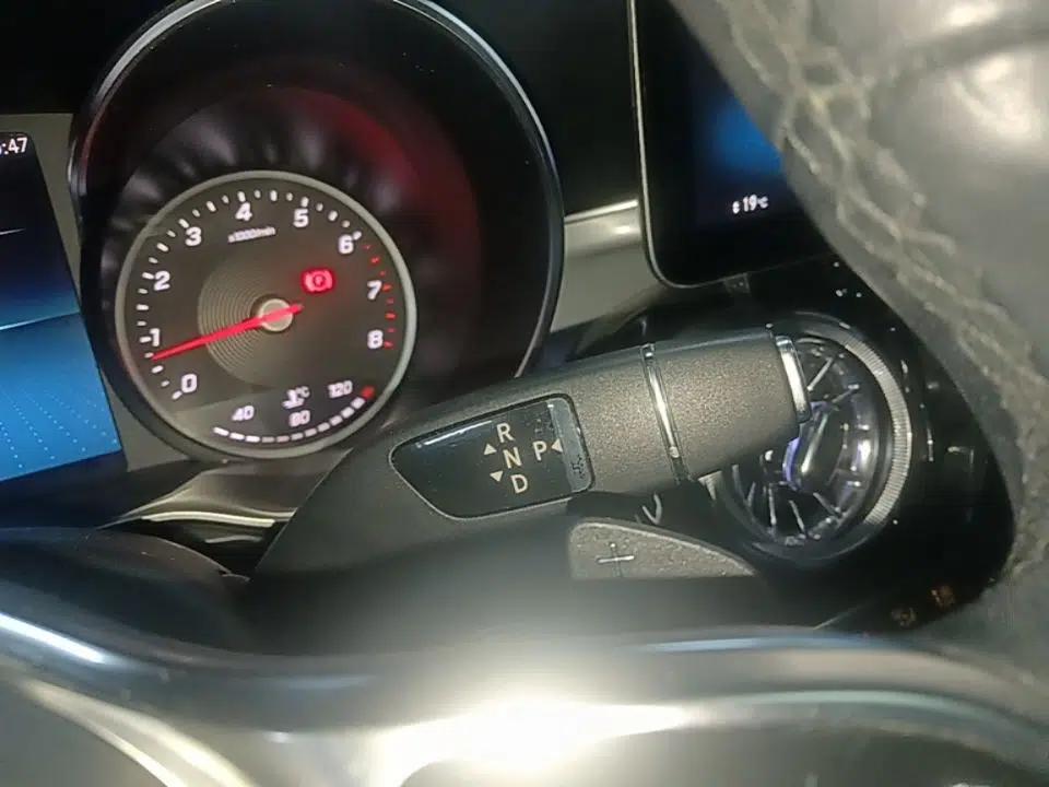 Mercedes-Benz GLC 2020 GLC 260 L 4MATIC Dynamic Model — миниатюра 16