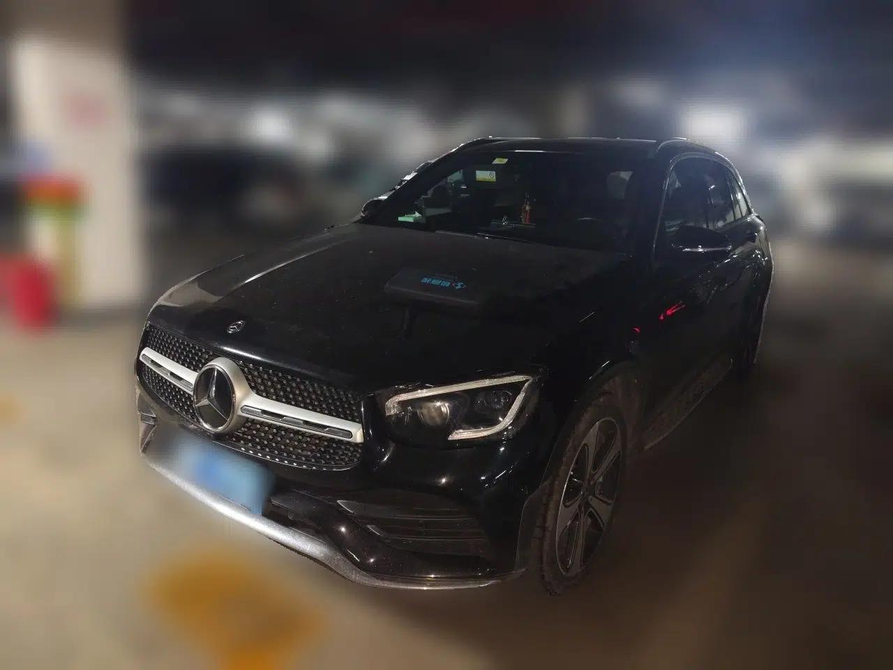 Mercedes-Benz GLC 2020 GLC 300 L 4MATIC Luxury Model — миниатюра 1