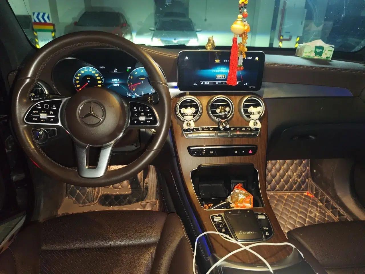 Mercedes-Benz GLC 2020 GLC 300 L 4MATIC Luxury Model — миниатюра 9