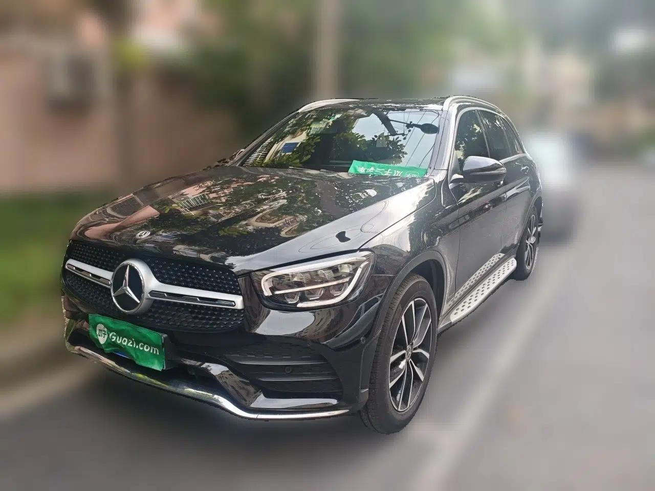 Mercedes-Benz GLC 2021 GLC 260 L 4MATIC Luxury Model — миниатюра 1