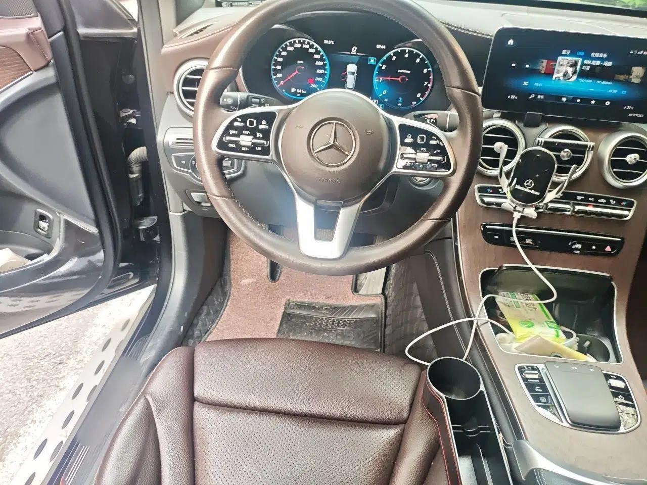 Mercedes-Benz GLC 2021 GLC 260 L 4MATIC Luxury Model — миниатюра 10