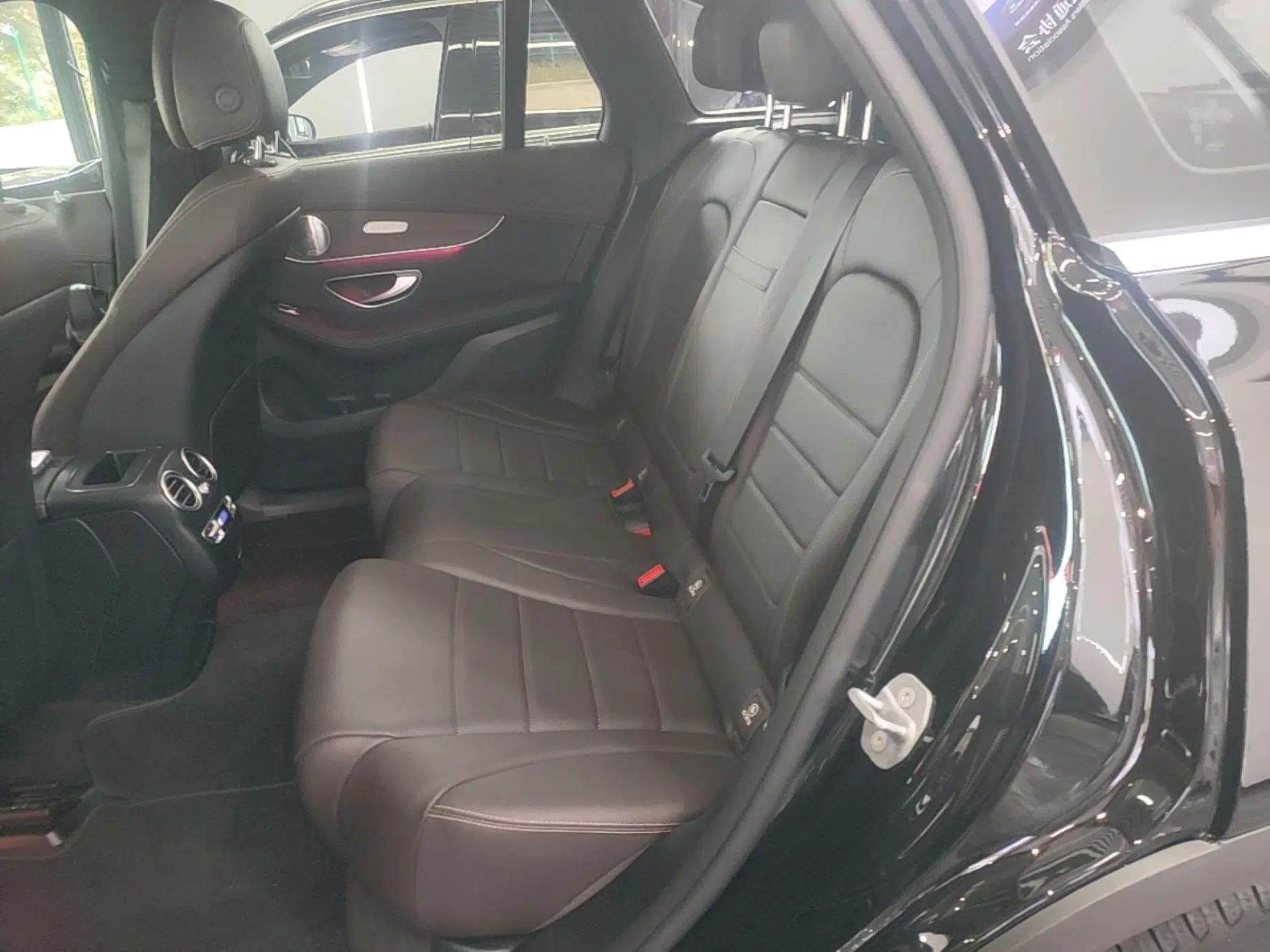 Mercedes-Benz GLC 2020 GLC 300 L 4MATIC Luxury Model — миниатюра 20