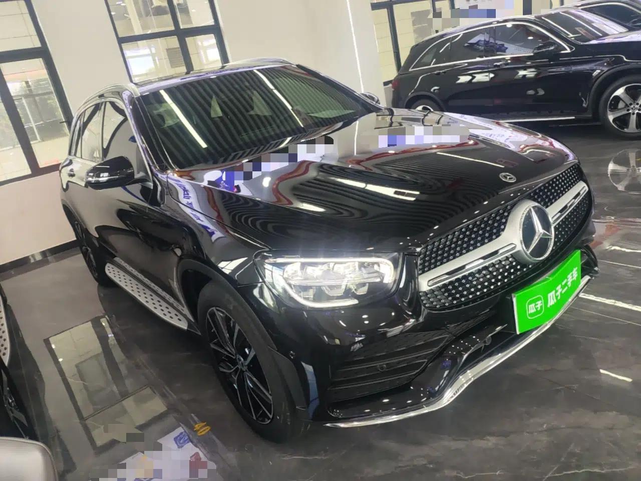 Mercedes-Benz GLC 2020 GLC 300 L 4MATIC Luxury Model — миниатюра 3