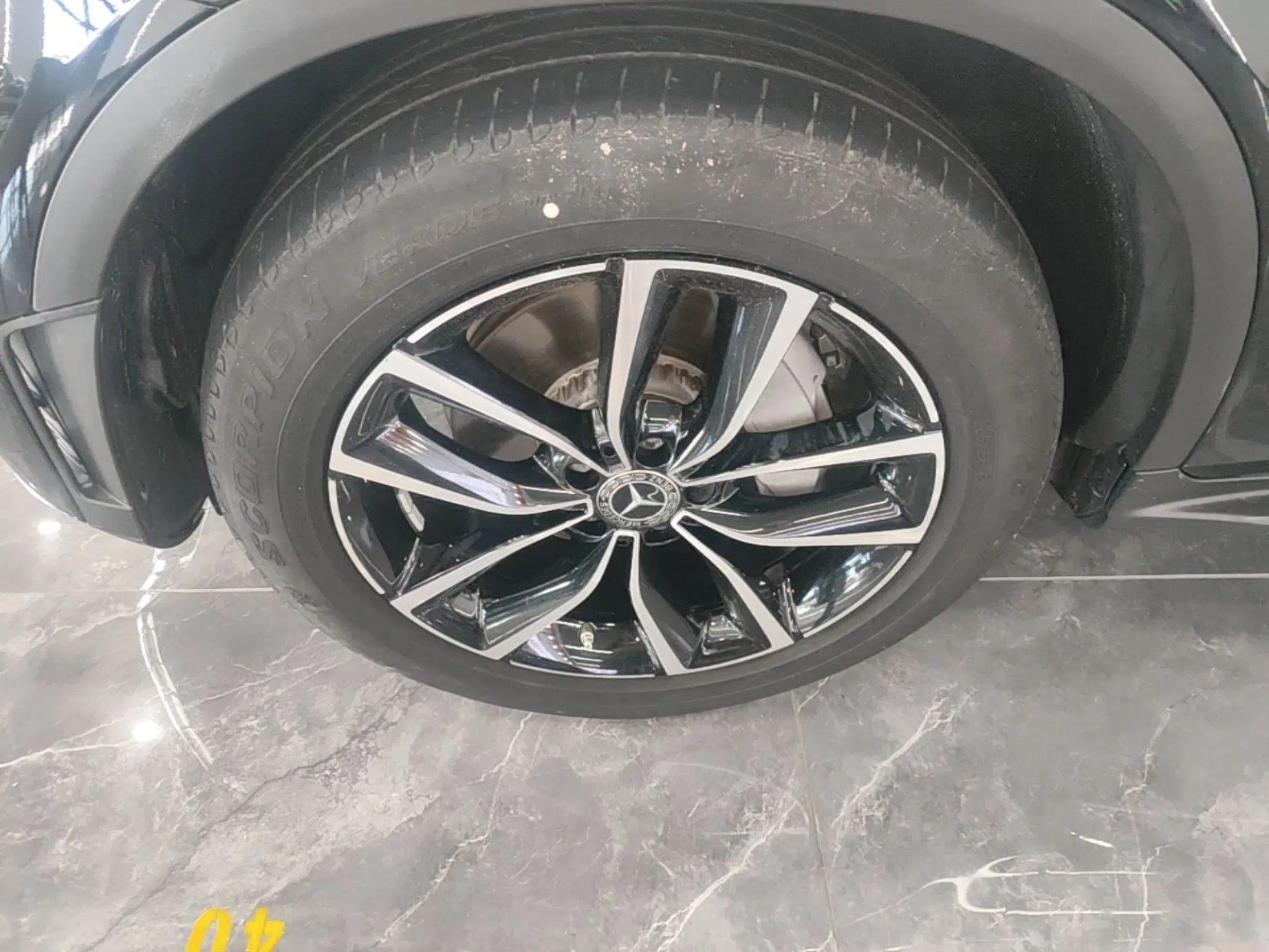 Mercedes-Benz GLC 2020 GLC 300 L 4MATIC Luxury Model — миниатюра 10