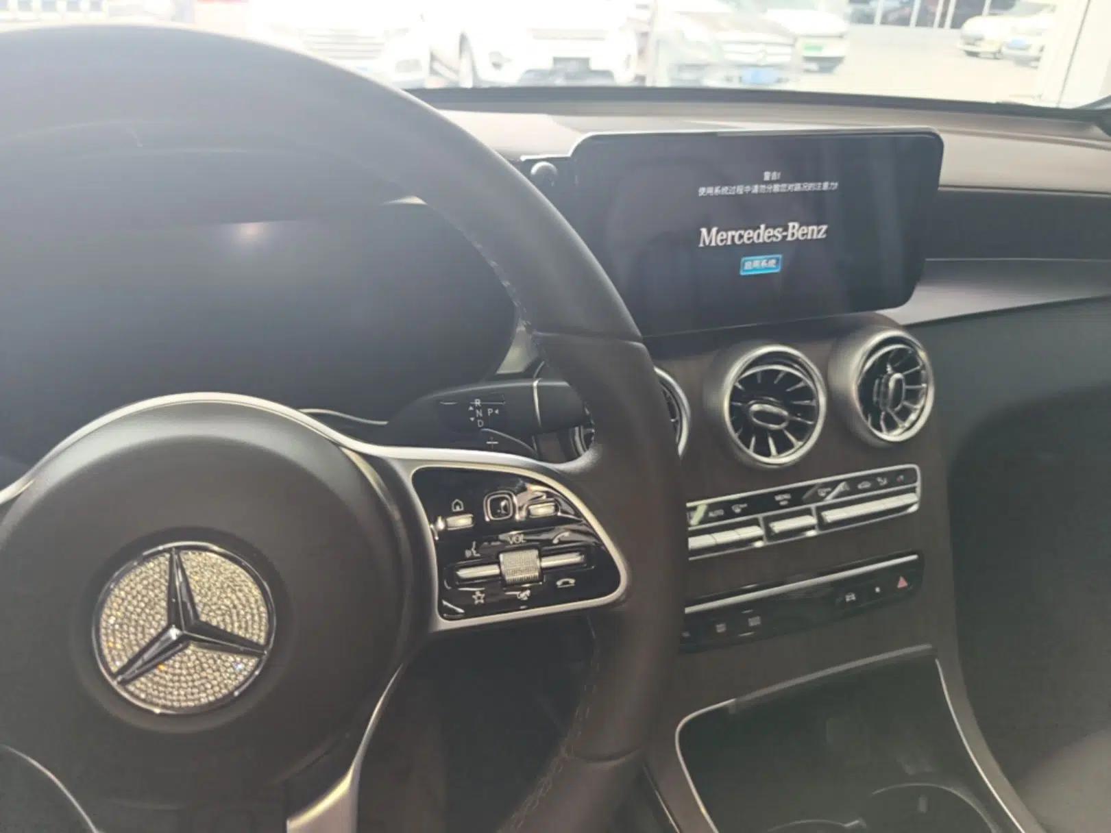 Mercedes-Benz GLC 2021 GLC 300 L 4MATIC Dynamic Model — миниатюра 16