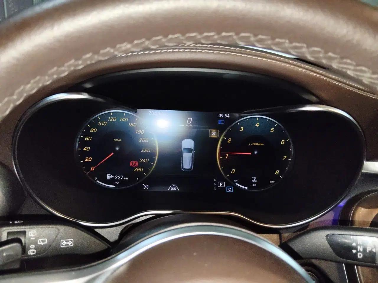 Mercedes-Benz GLC 2022 GLC 300 L 4MATIC Dynamic Model — миниатюра 11