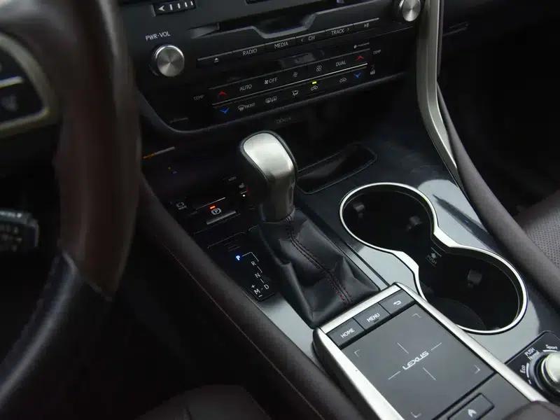 Lexus RX 2020 Facelift 300 2WD Comfort Edition — миниатюра 12