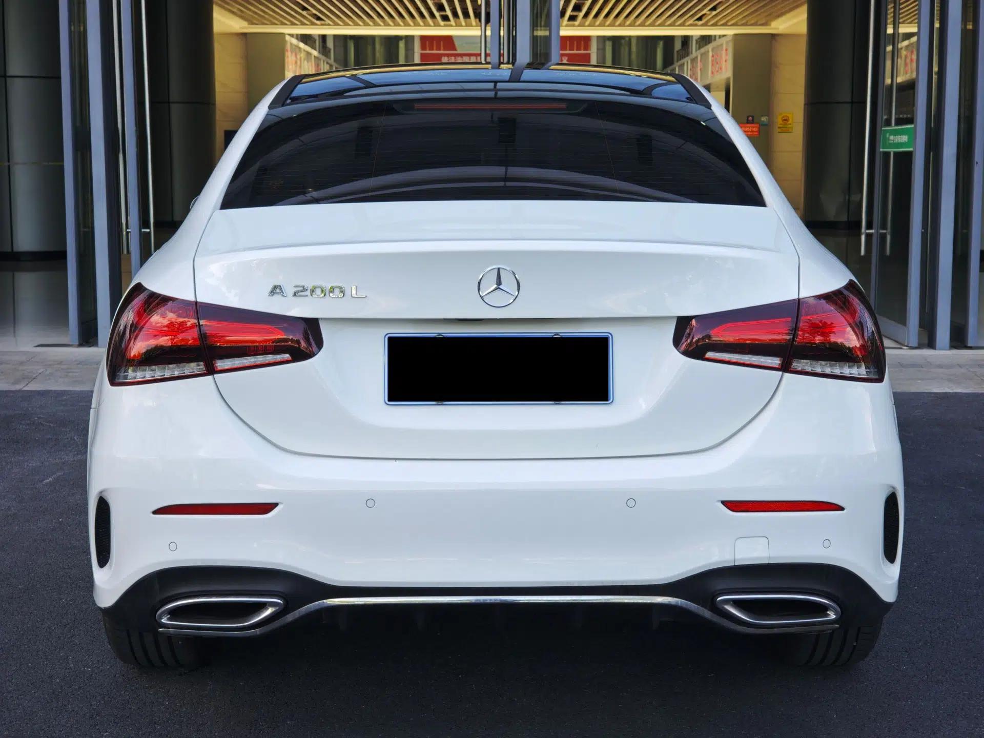 Mercedes-Benz A-Class 2021 A 200 L Sport Sedan Fashion Model — миниатюра 15