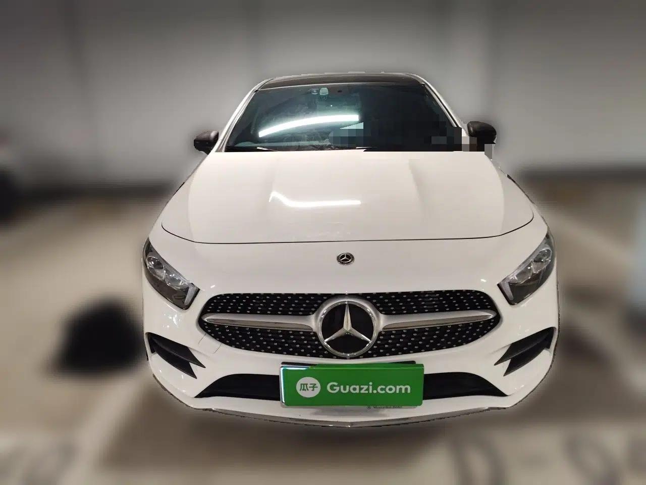 Mercedes-Benz A-Class 2019 A 200 L Sport Sedan — миниатюра 2