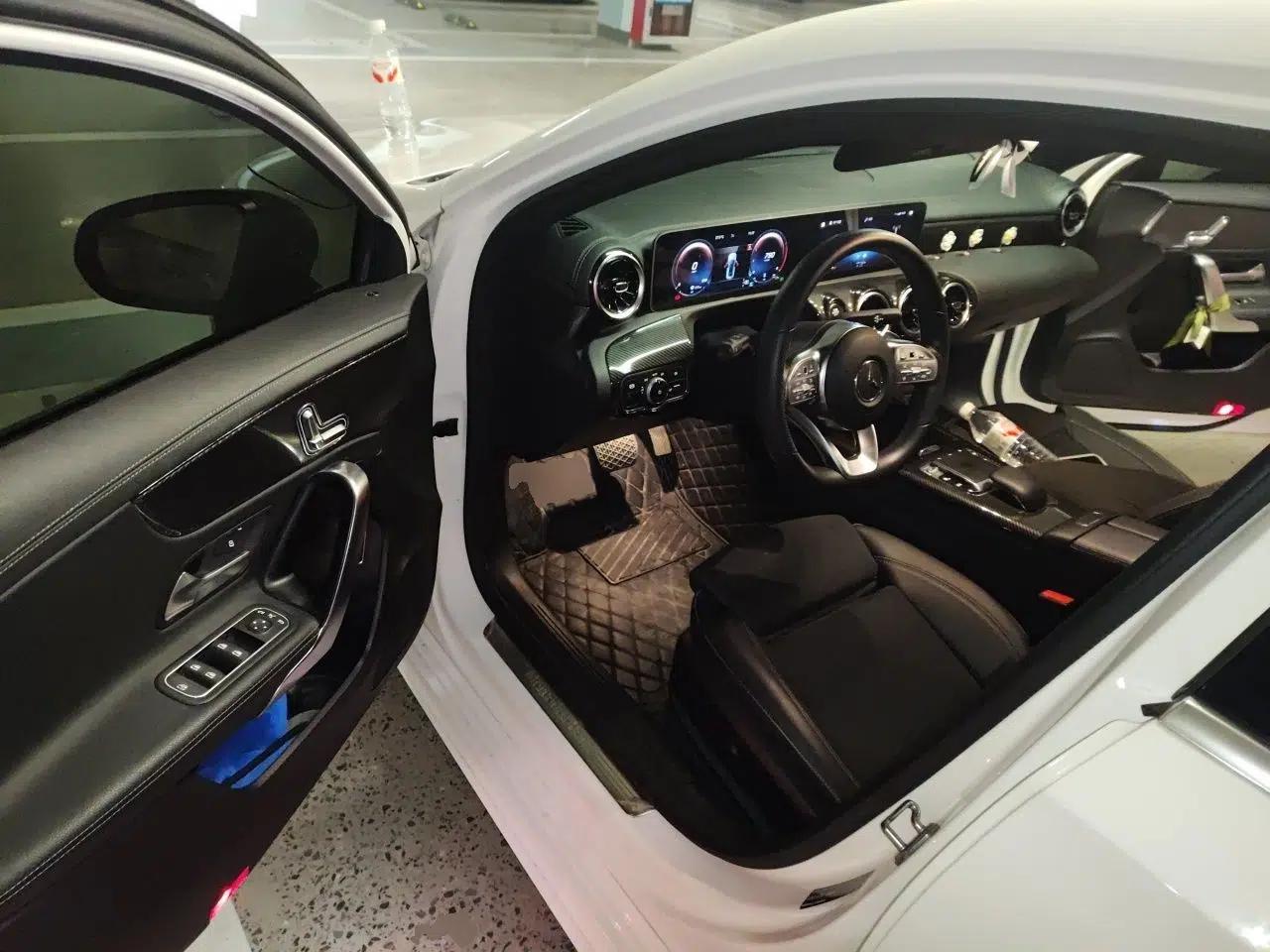 Mercedes-Benz A-Class 2019 A 200 L Sport Sedan — миниатюра 16