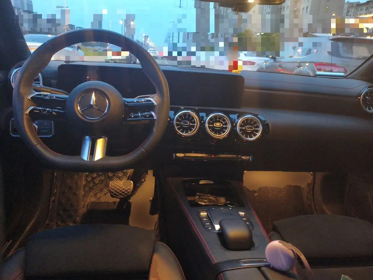 Mercedes-Benz A-Class 2023 A 200 L Fashion Model — миниатюра 9