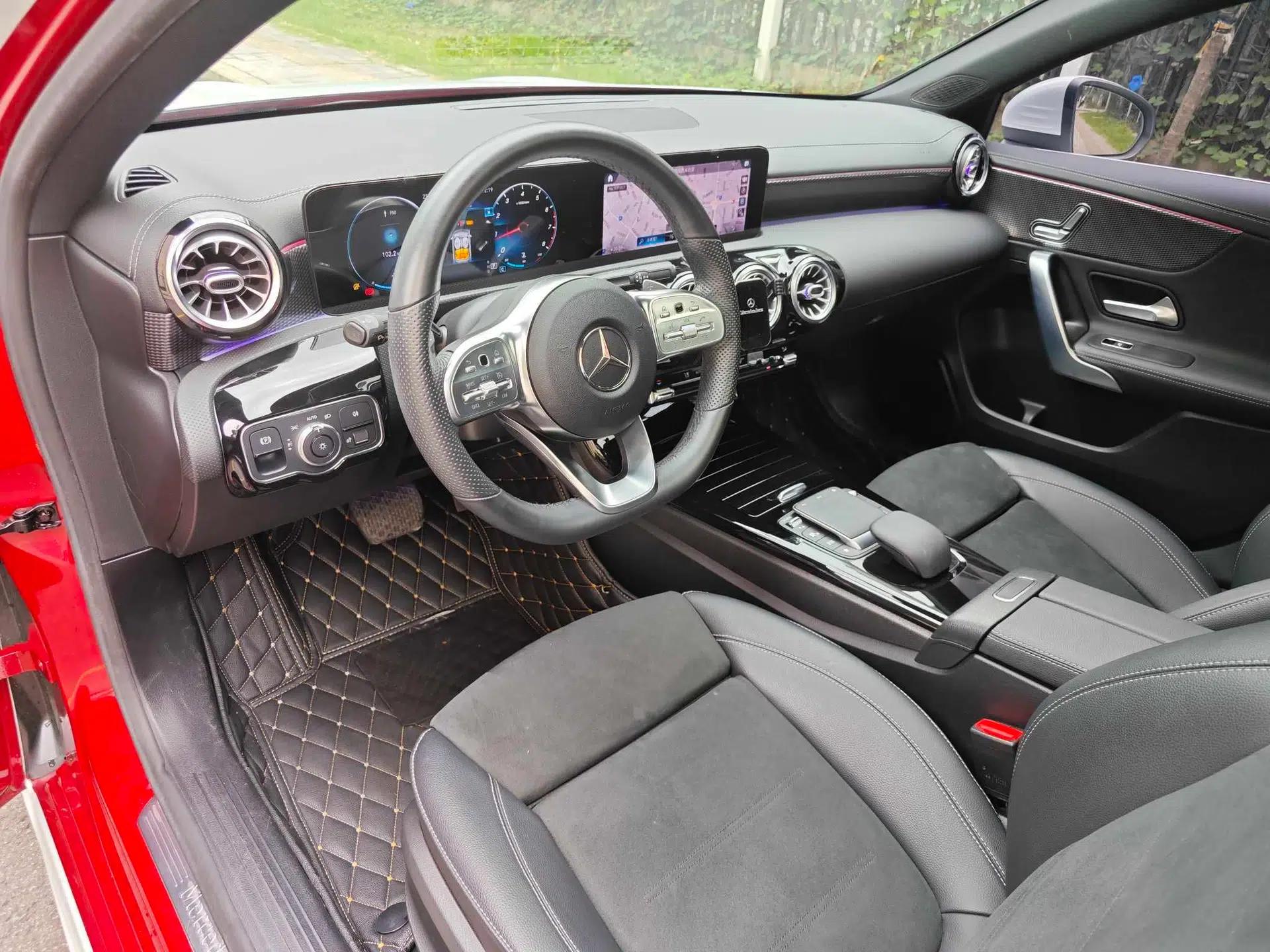 Mercedes-Benz A-Class 2021 A 200 L Sport Sedan Fashion Model — миниатюра 25