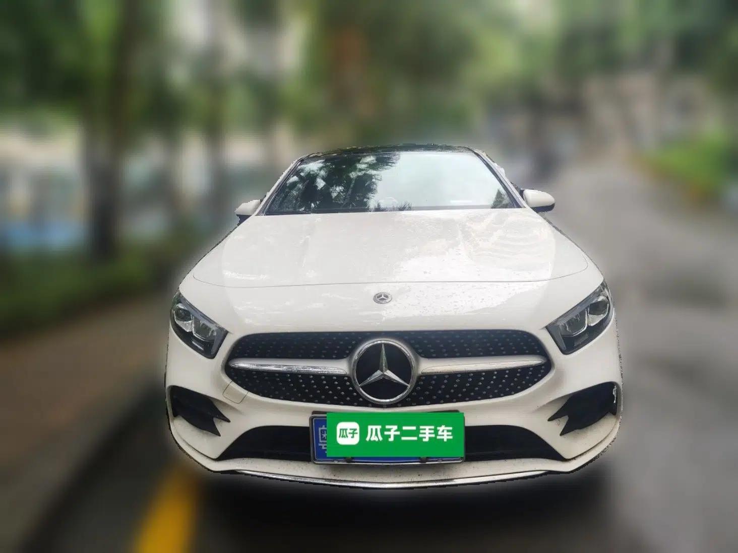 Mercedes-Benz A-Class 2020 Restyled A 200 L Sport Sedan Dynamic Version — миниатюра 2